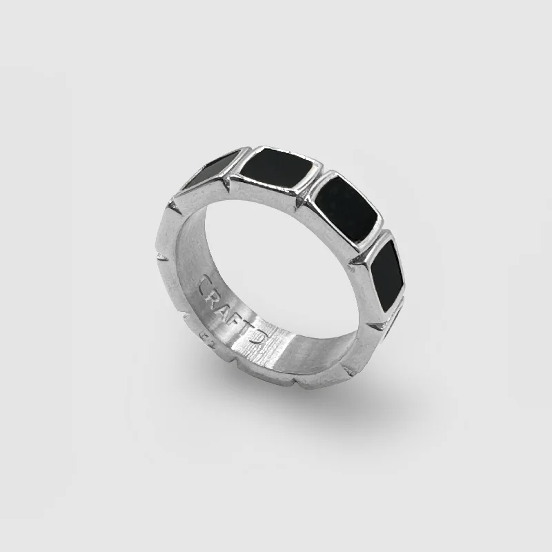 Women’s Gemstone Ring-Onyx Stone Band Ring (Silver)