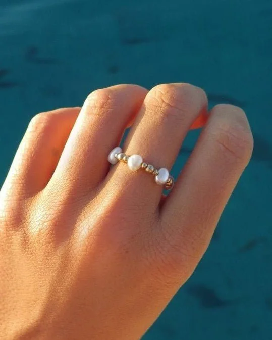 Simple Solitaire Engagement Ring-Freshwater Pearl Beaded Mix Ring