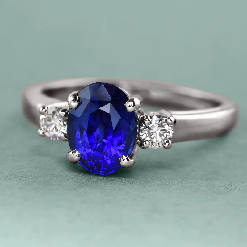 Men’s Wedding Ring with Stone-Oval Sapphire Ring With Diamonds