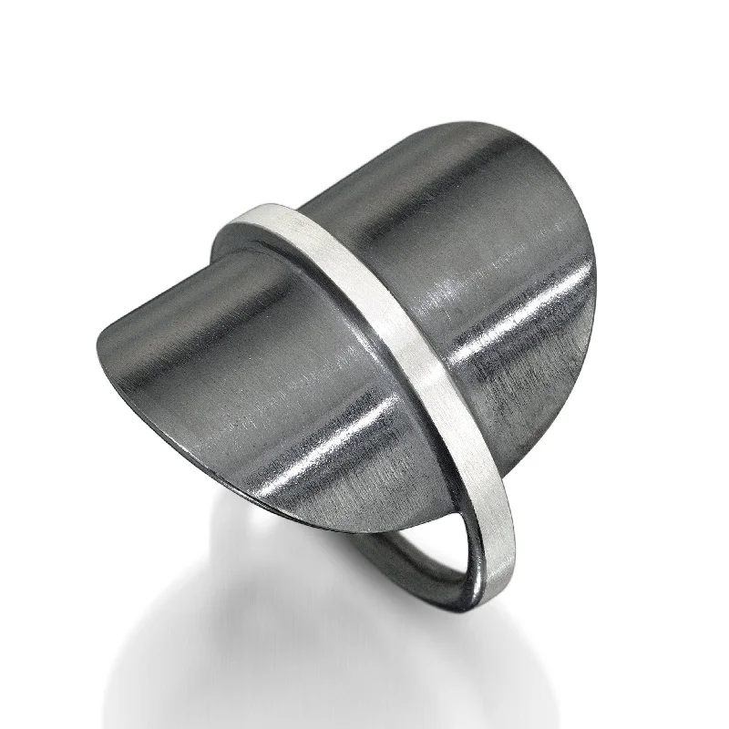 Two-Tone Wedding Ring-Eclipse Cigar Band Ring