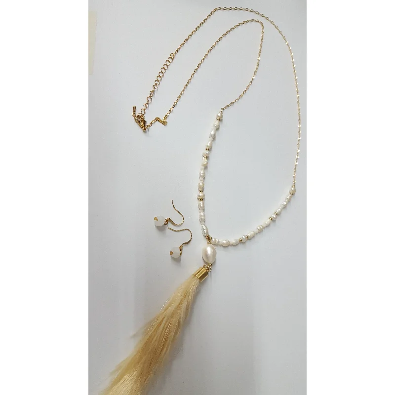 Charm Necklace for Women-WH Feather and Fringe Pearl Necklace and Earrings