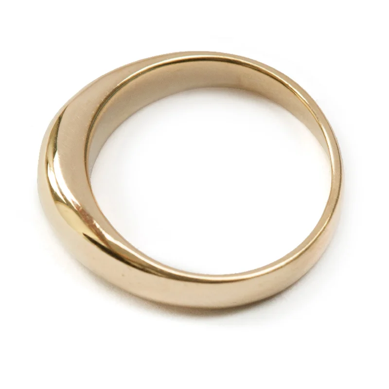 Personalized Wedding Ring Set-Gold Tapered Ring