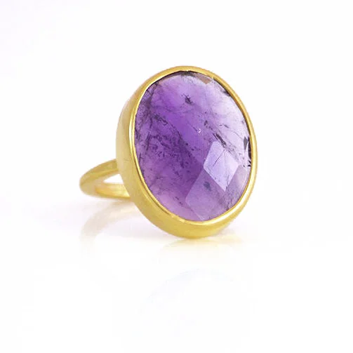 Princess Cut Sapphire Ring-Purple Amethyst Oval Bezel Ring : February Birthstone