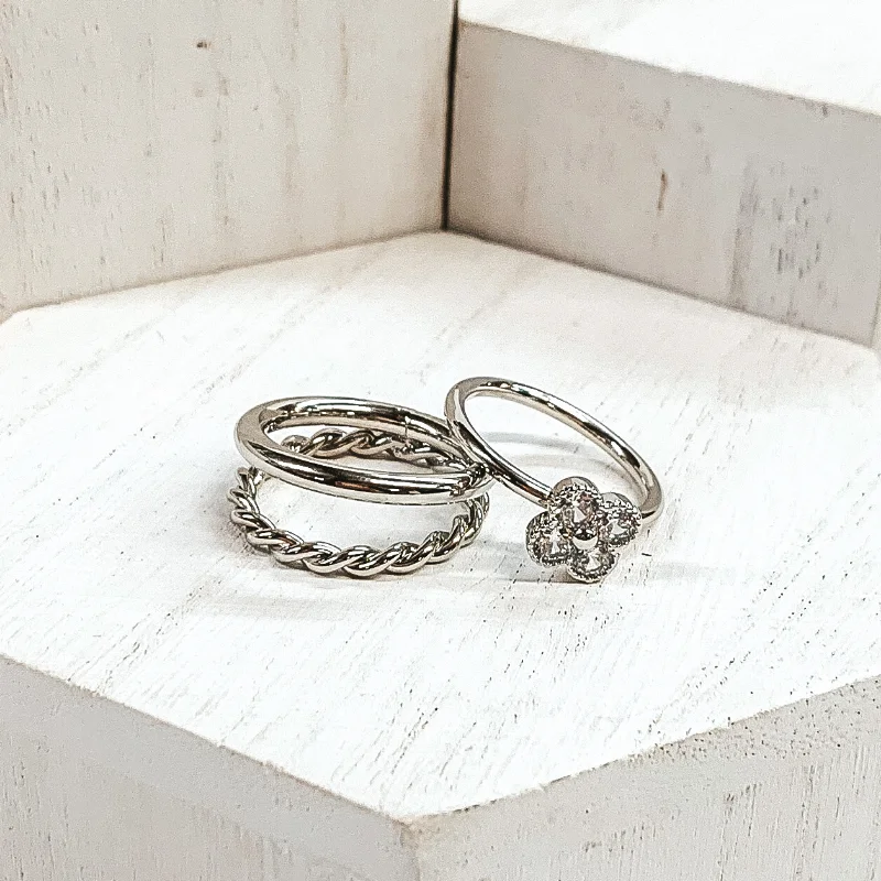 Bezel Set Engagement Ring-Set of 2 | Clover Shaped Sunburst Ring Set in Silver Tone